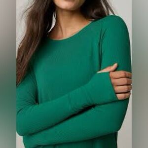 Aerie Offline Green Long Sleeve Top
